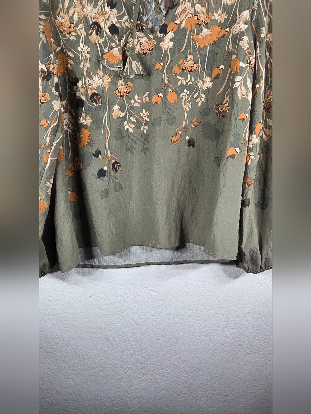 Como Black Olive Green Top Blouse Ruffle Tie Neck M Floral Boho Long Sleeves - Picture 7 of 14